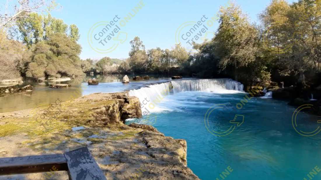 водопад Манавгата крупным планом