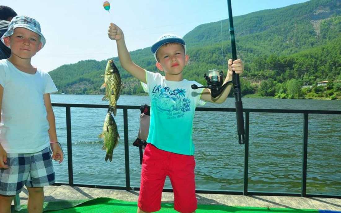 самые маленькие любители рыбалки