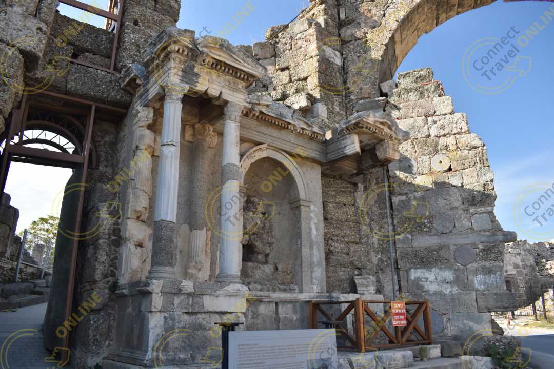 Экскурсия на Гранд Базар и античный Сиде из Кунду