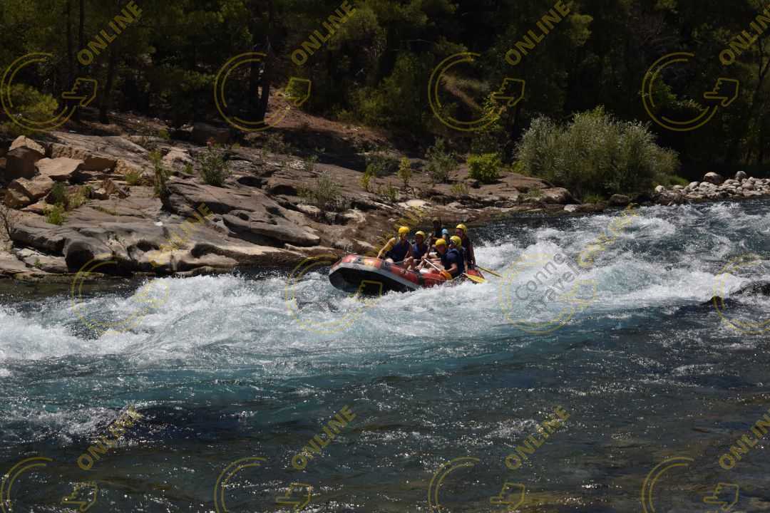 Rafting and Jeeping from Kundu