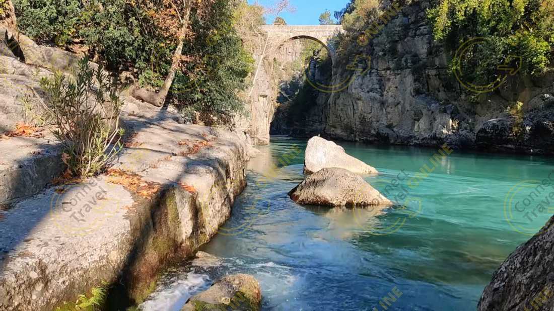 кристальные воды каньона